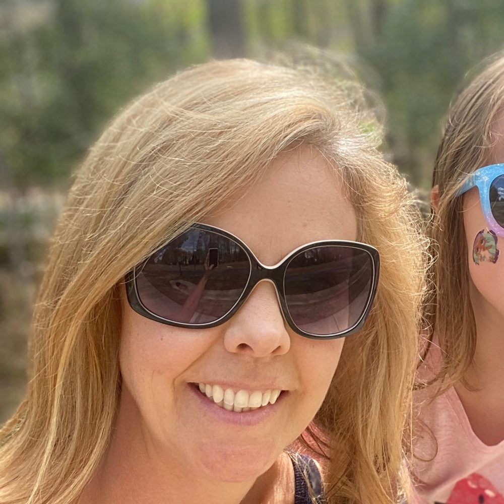 Meet your Posher, Brooke